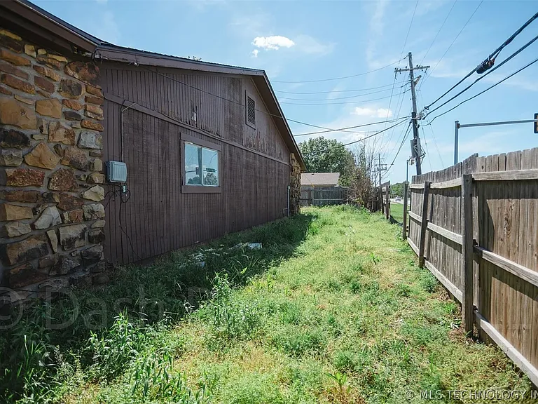 5104 S 75th East Ave — Photo 63