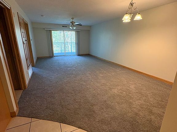 2nd image of 3721 Indianola Ave APT 114