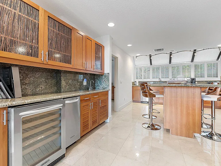 40 Portside Dr — Photo 9