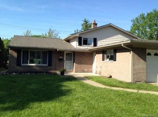 32642 Cowan Rd, Westland, MI 48185