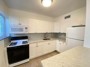 8125 Hawthorne Ave APT 2, Miami Beach, FL 33141