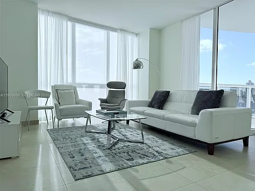 18201 Collins Ave Photo 1