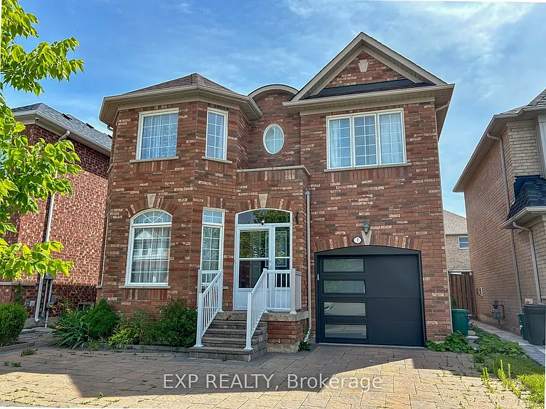 7 Davidoff St — Photo 2