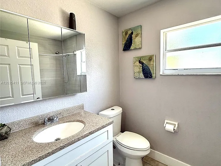 1840 Jefferson St #B — Photo 19
