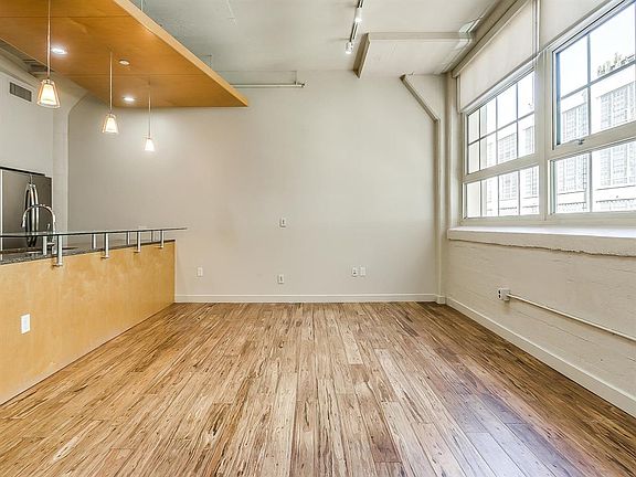 5th image of 2600 W 7th St APT 1617
