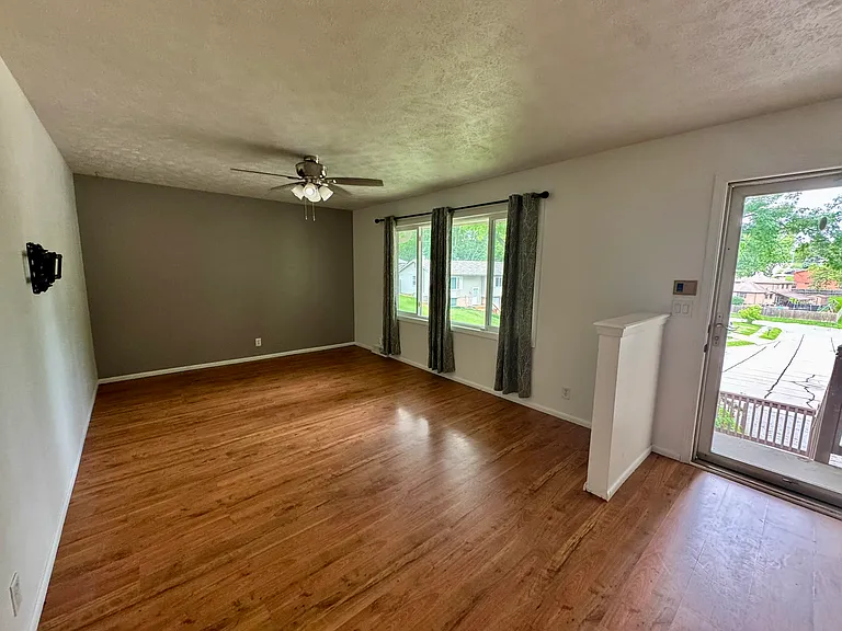 3003 Joann Ave — Photo 12