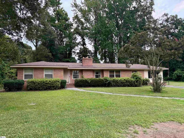 105 Ansel Dr, Clinton, SC 29325