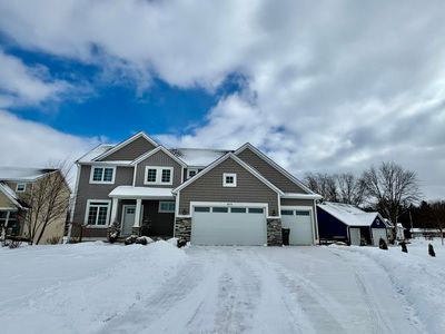 8972 Cedar Lake Dr, Jenison, MI, 49428
