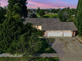 1077 Westpark Ln, Corona, CA