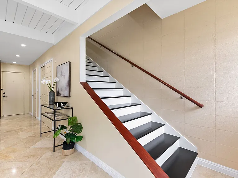 4844 Kilauea Ave #2 — Photo 6