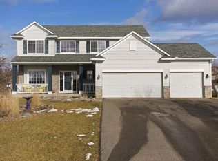 937 Bridle Creek Dr, Jordan, MN 55352