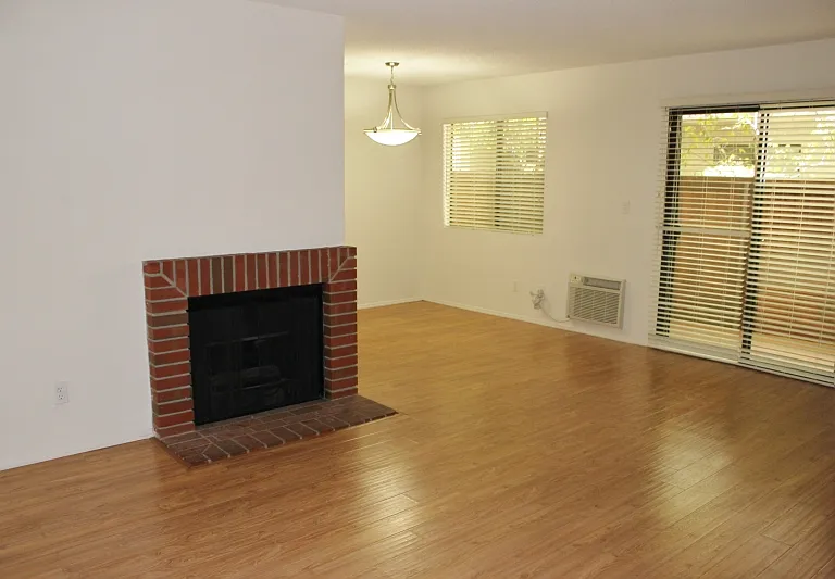 3554 Vinton Ave #110 — Photo 3