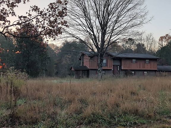 3rd image of 1095 County Road 750