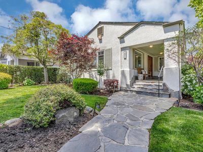 1600 Easton Dr, Burlingame, CA, 94010