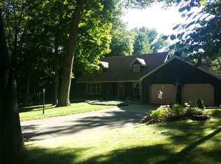 276 N Chippewa Dr, La Porte, IN 46350