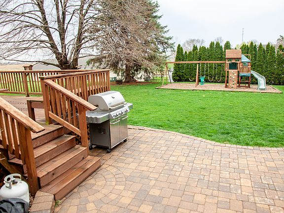 Custom brick paver patio