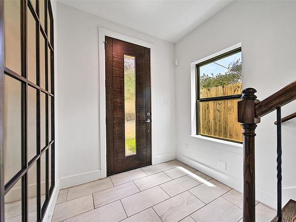 3rd image of 3838 Brinkman St