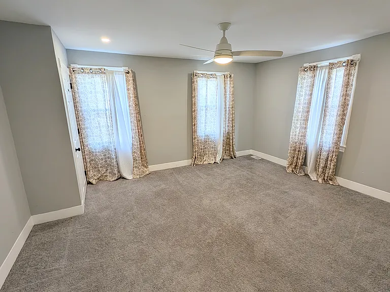 1744 Kings Hwy — Photo 10