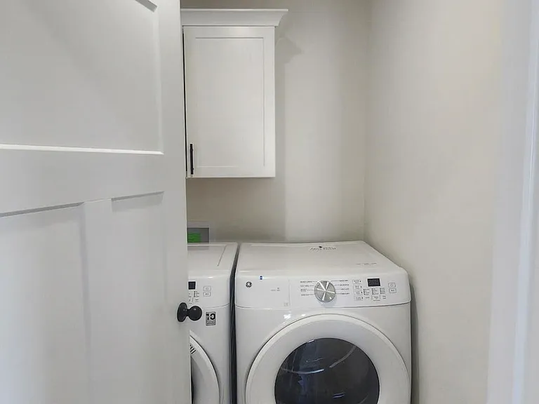 929 Olympic Ct — Photo 20