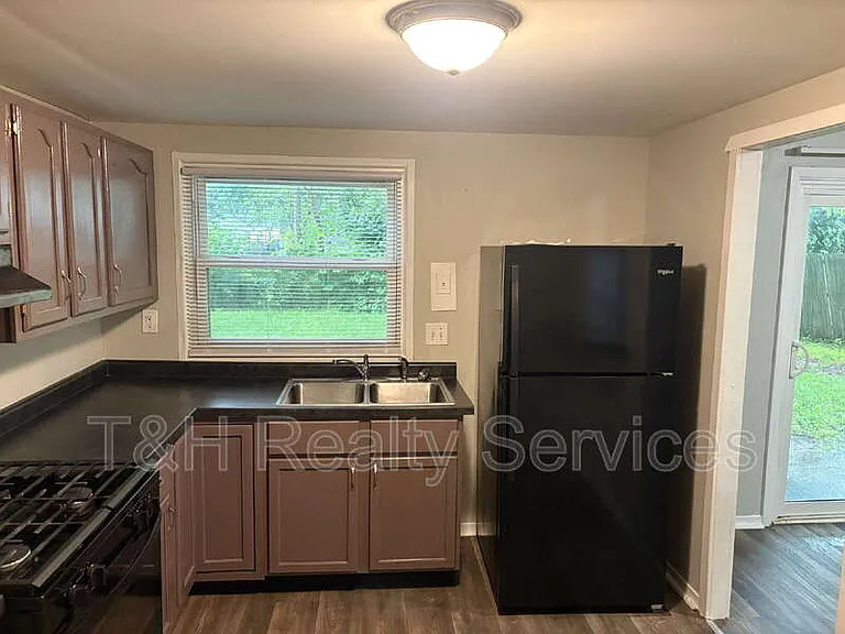 8513 E 37th Pl — Photo 8
