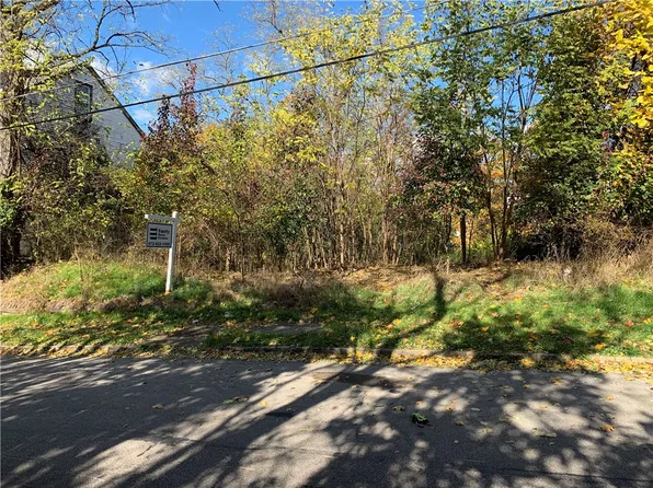 49 Almeda St, Pittsburgh, PA 15207