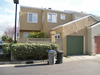 1st image of 1121 E San Fernando St