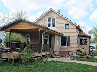 8701 12th Pl, Kenosha, WI 53144