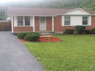407 Ridgeway Dr, Bluefield, VA 24605
