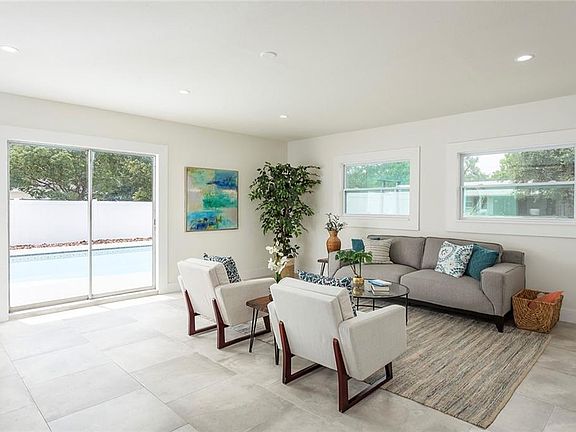 5th image of 164 Birchwood Dr