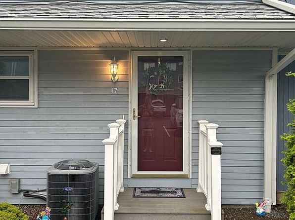 4 Smithfield Rd APT 17