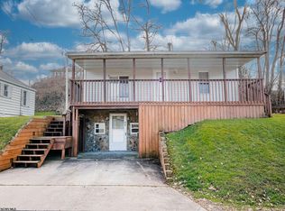 459 Ohio Ave, Westover, WV 26501