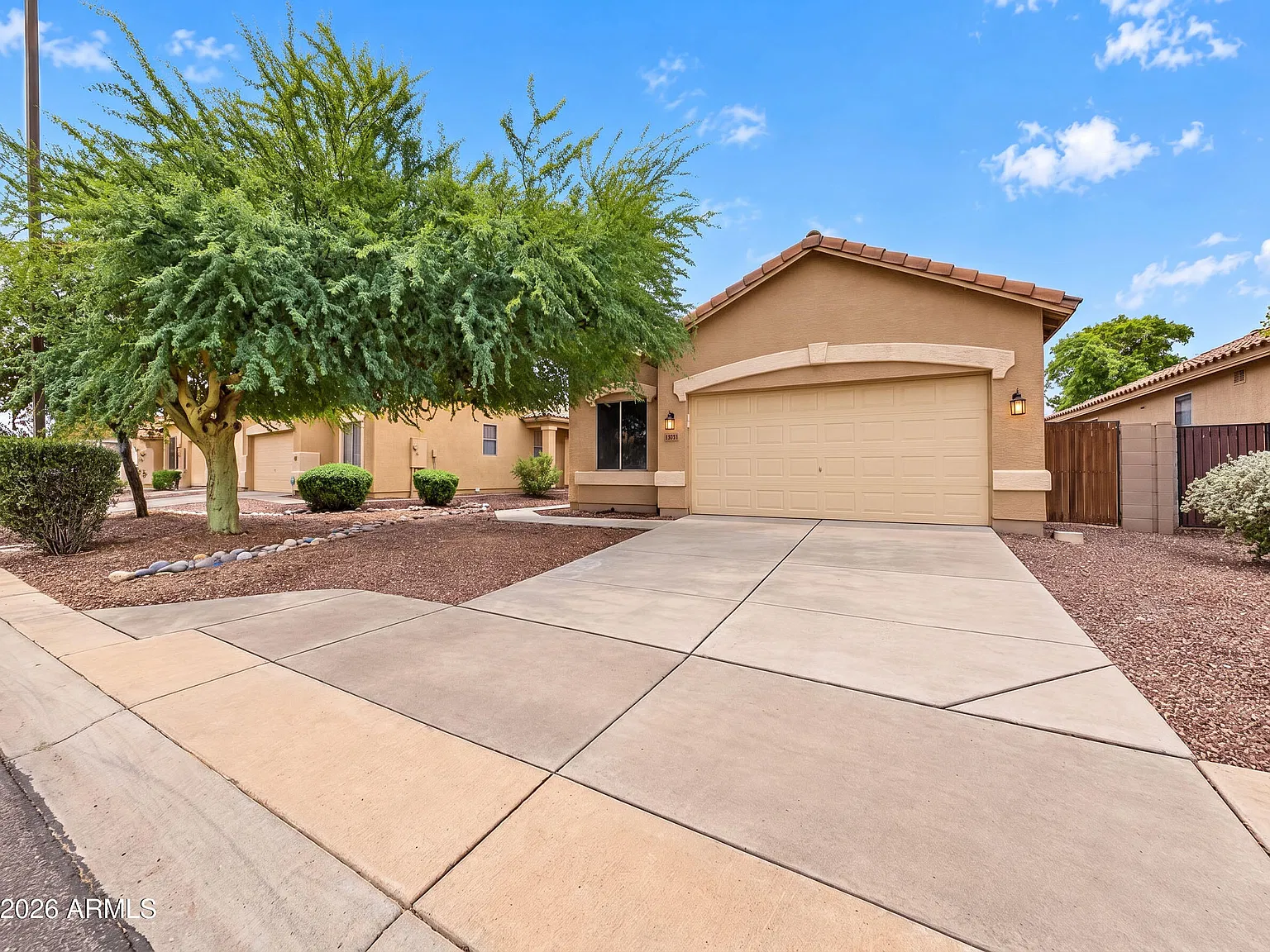 4 bed, 2.0 bath, 1678 sqft, $1,950 — Photo 4