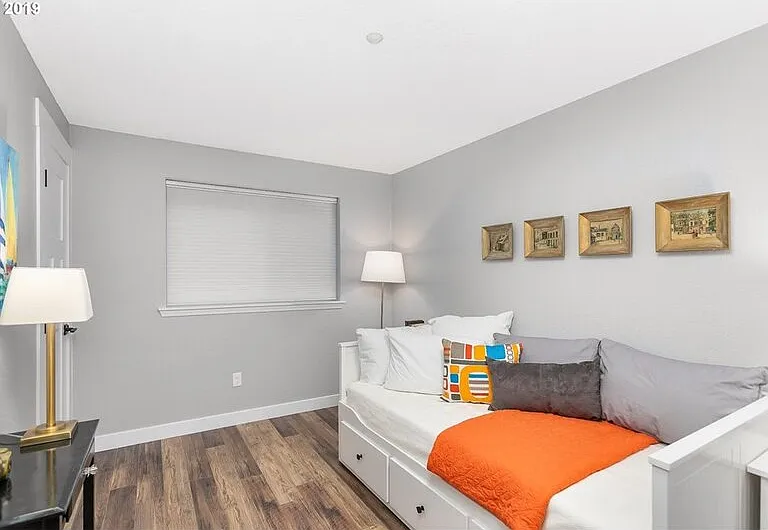 6734 N Richmond Ave #1 — Photo 16