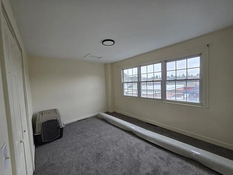 64 Albany St #2 — Photo 8