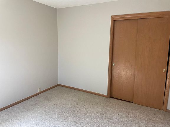 4th image of 8623 Ludington Ct