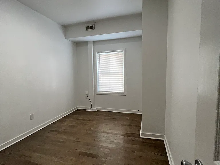 528 N 34th St #1 — Photo 16