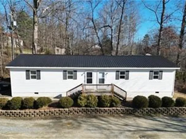 175 Young Dr, Lexington, NC 27292