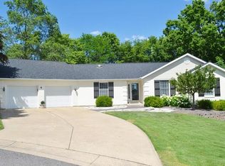 4 Malinda Ln, Washington, MO 63090