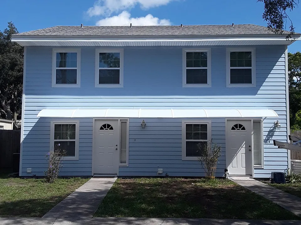 2104 Bay Rd