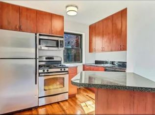 202-10 42nd Ave APT 3C, Bayside, NY 11361