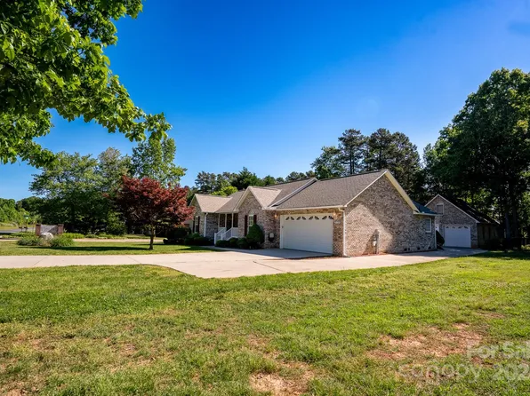 2135 Stirewalt Rd, China Grove, NC 28023