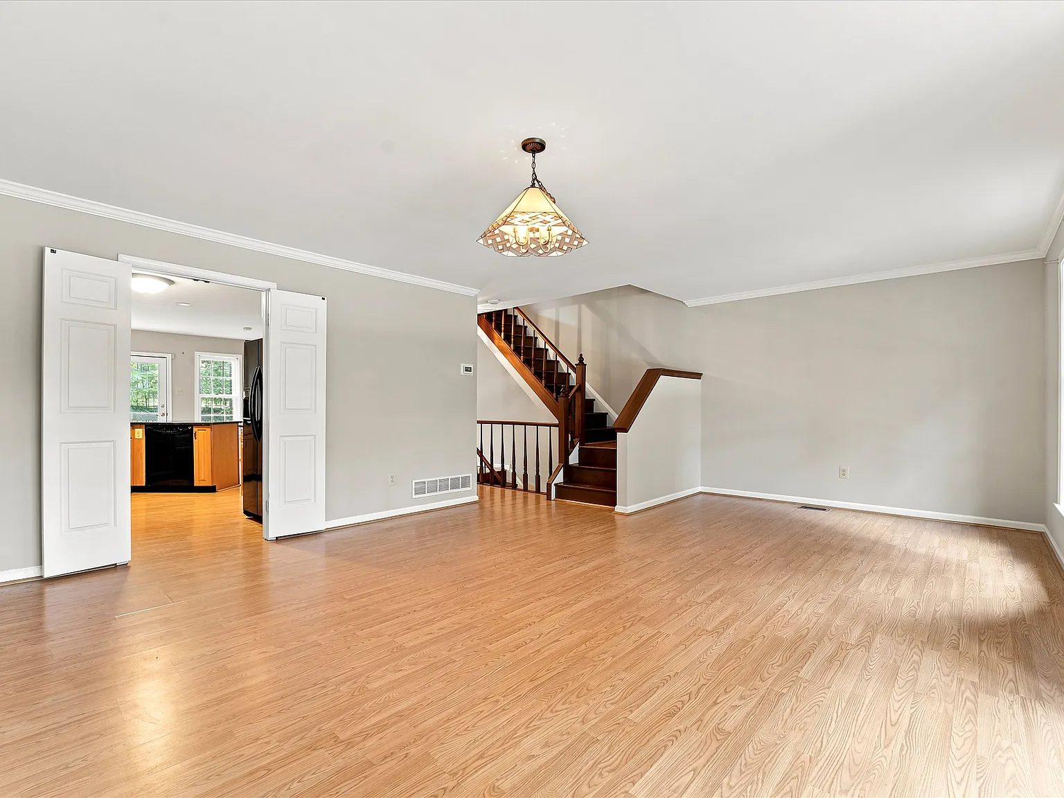3 bed, 2078 sqft, $3,400 — Photo 4