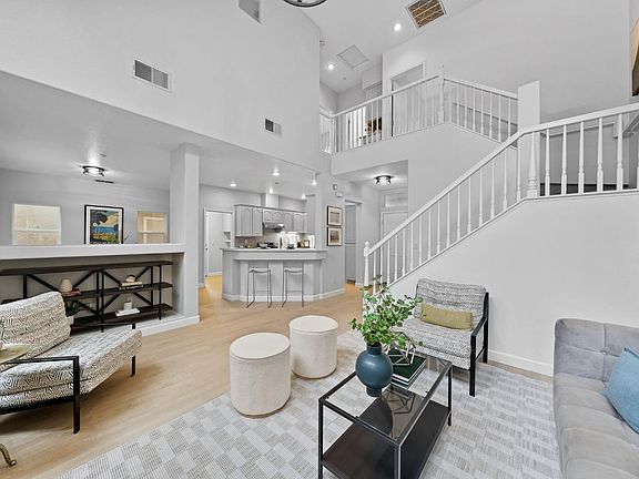 4th image of 2042 Rummel Court