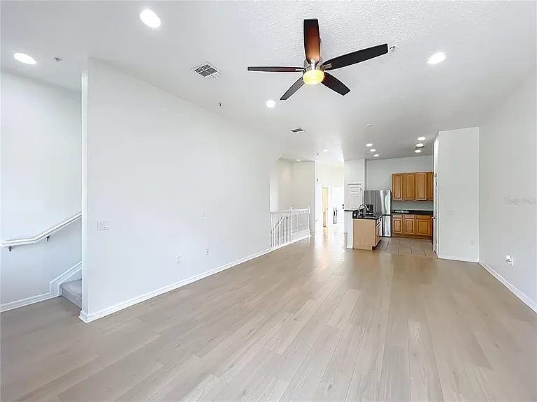 3716 Avalon Park East Blvd — Photo 21