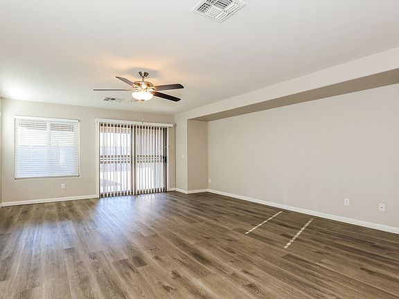 3rd image of 3528 W Glass Ln