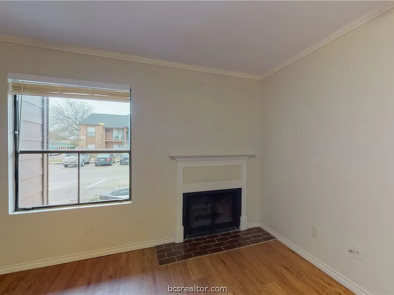 904 University Oaks Blvd #80 — Photo 6