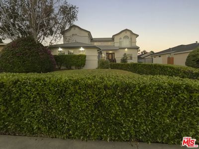10206 Gothic Ave, North Hills, CA, 91343