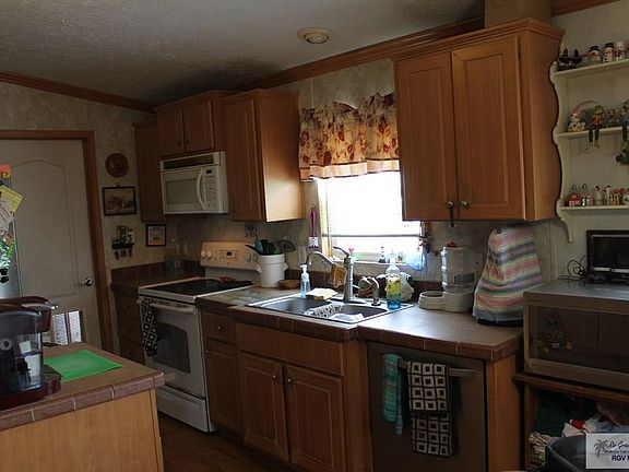 2nd image of 15747 Citrus Dr