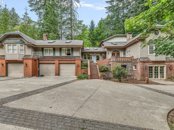 27530 SE Division Dr, Gresham, OR 97030