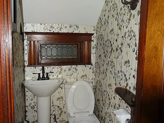 29 Oliver St #1 — Photo 18